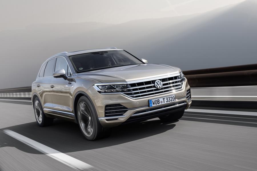  Volkswagen Touareg V6 TDI Atmosphere 2018 года  (WW) (фото 2 из 15)